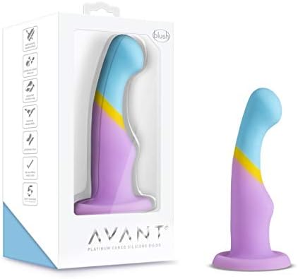 Avant - Silicone Dildo with Suction Cup - Heart of Gold