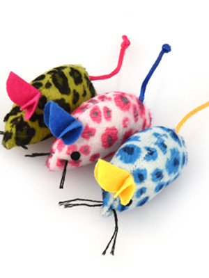 cat-toy-mouse