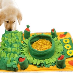 Veeteah Dog Activity Mat - Interactive Dog Toy For Foraging,Small Pets Treat Toy, Slow Eating Mat, Interactive Dog Toy With 2 Squeaky Carrot, Nosework Feeding Mat, Cat, Puppy